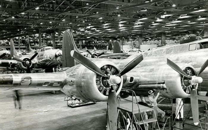 Boeing Built An Artificial Town On Top Of Its Rooftop In WW2