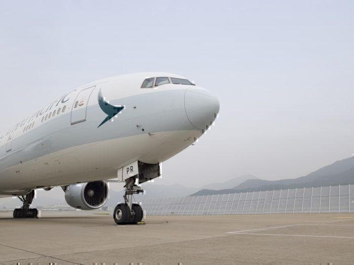 Cathay Pacific 777 aircraft view from below