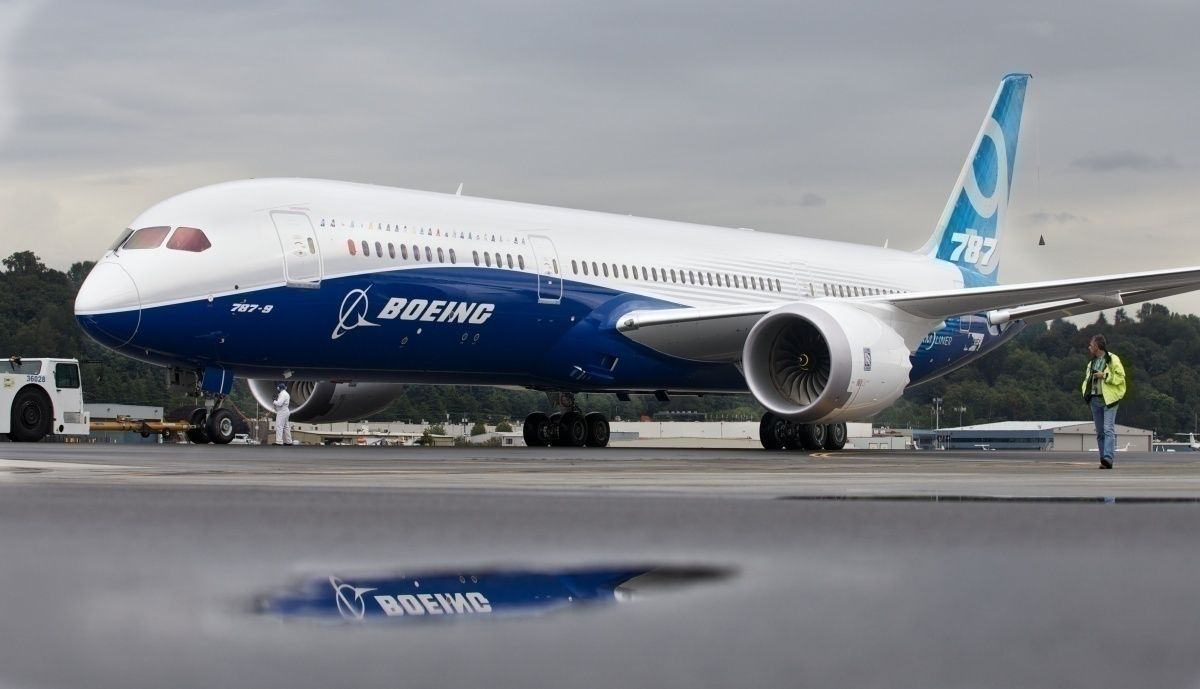 Boeing 787 on the ground