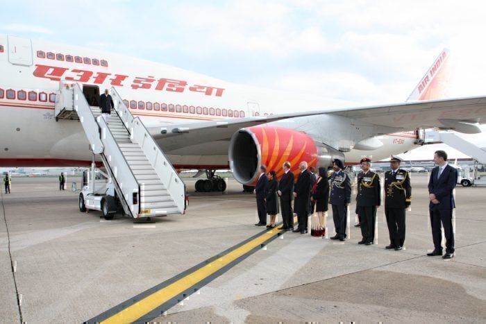 PM Modi arrives in the retrofitted 747-400, the current Air India One