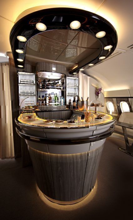 A380 onboard lounge