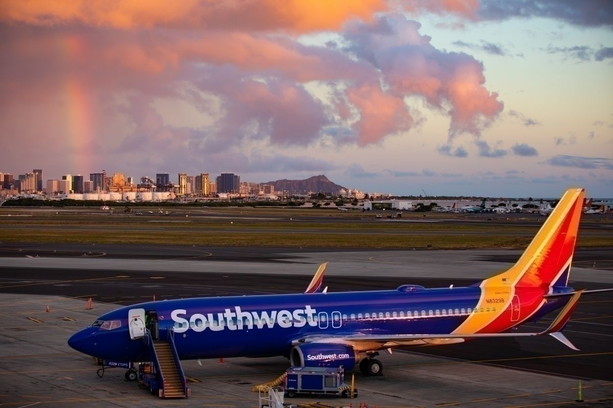 Southwest Airlines, Hawaii, Flight Suspension