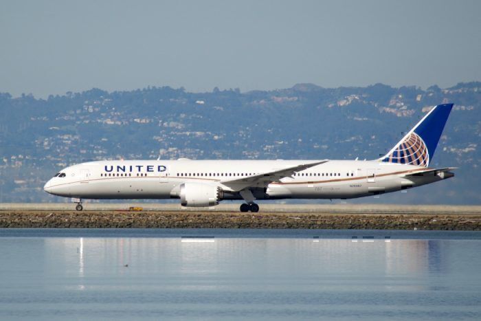United Airlines Boeing 787-9