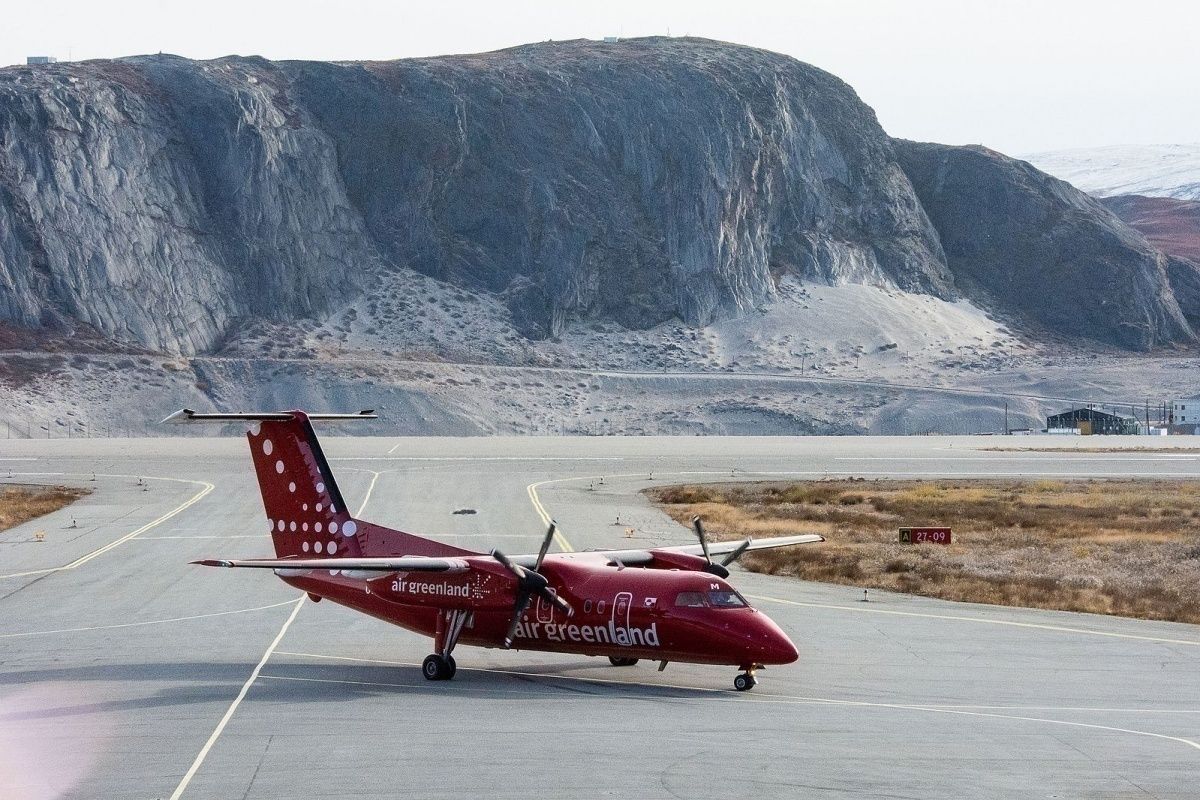 Air Greenland Dash-8 record flight