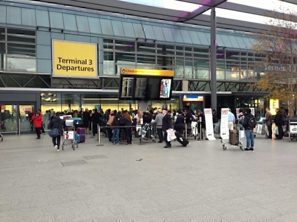 Heathrow terminal 3 queue