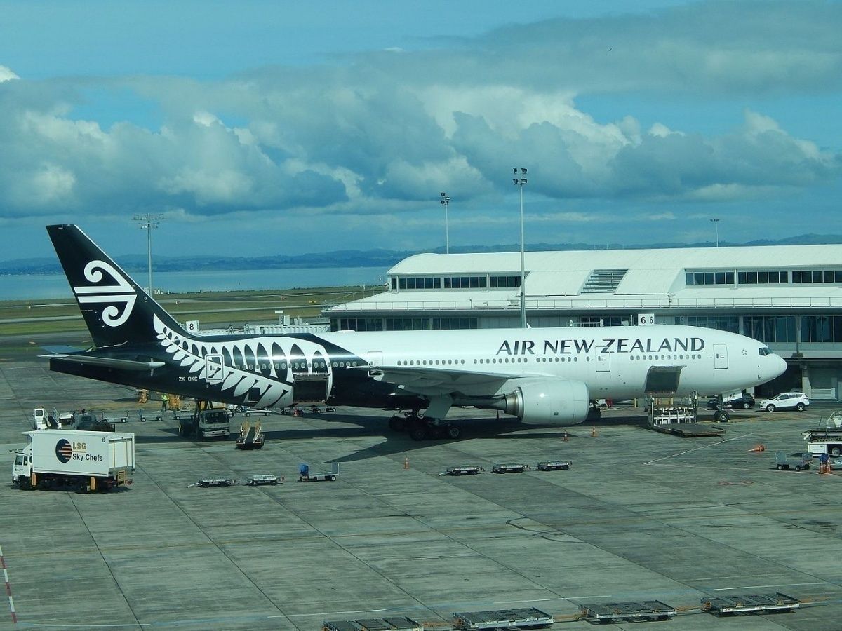 Air New Zealand Considers Converting 777s To Freighters
