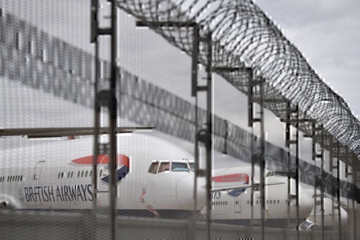 British Airways 777 fence