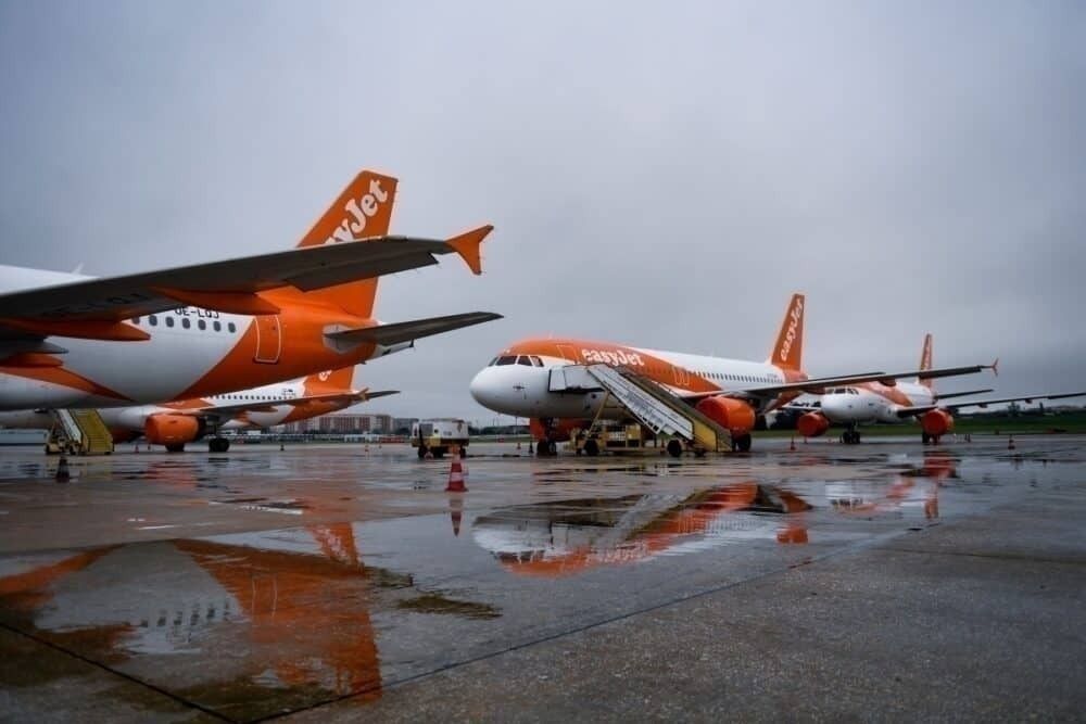 easyJet grounding grounded aircraft