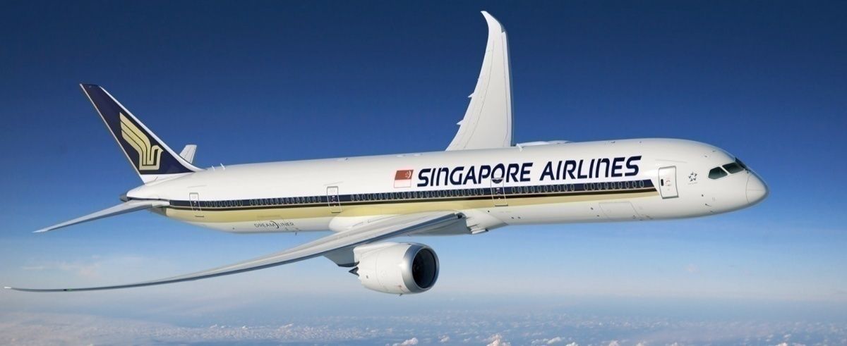 Singapore Airlines takes delivery of the world's 1,000th Boeing