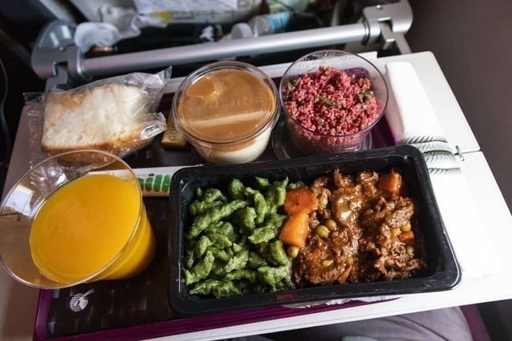 Qatar Airways inflight meal