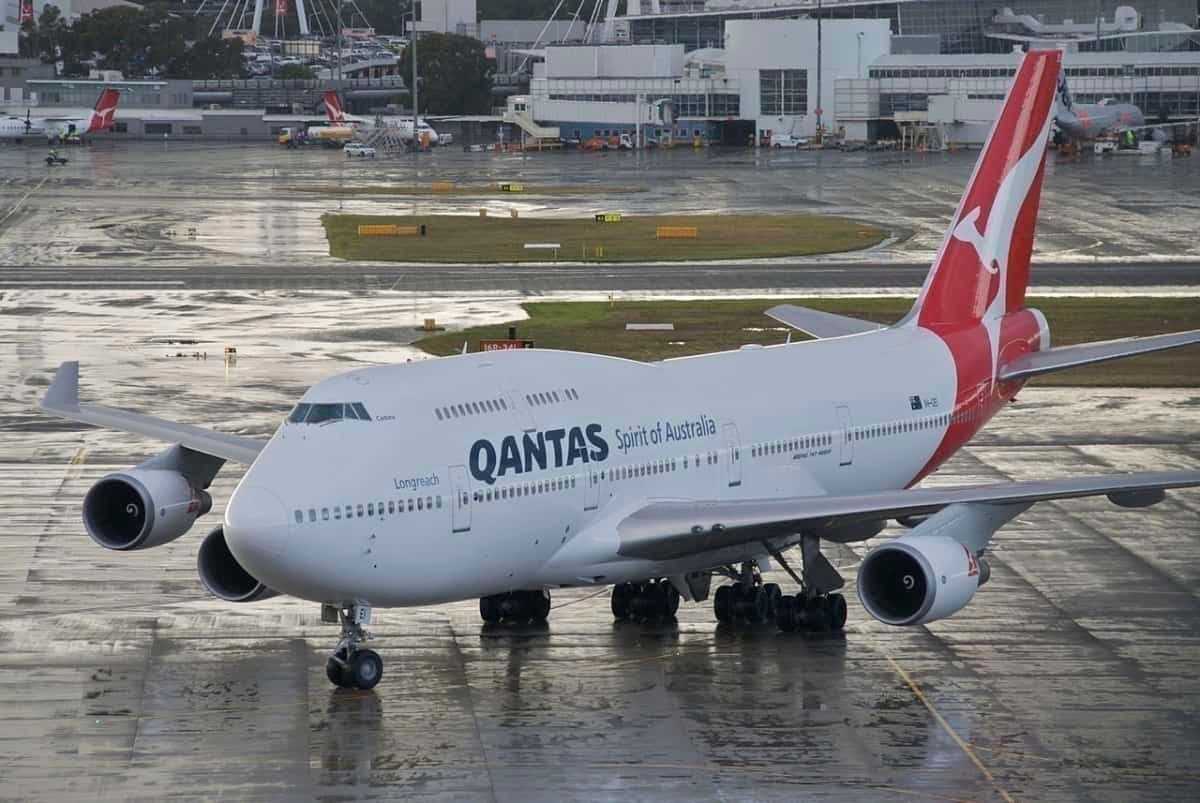 Qantas-Replaces-Boeing-747