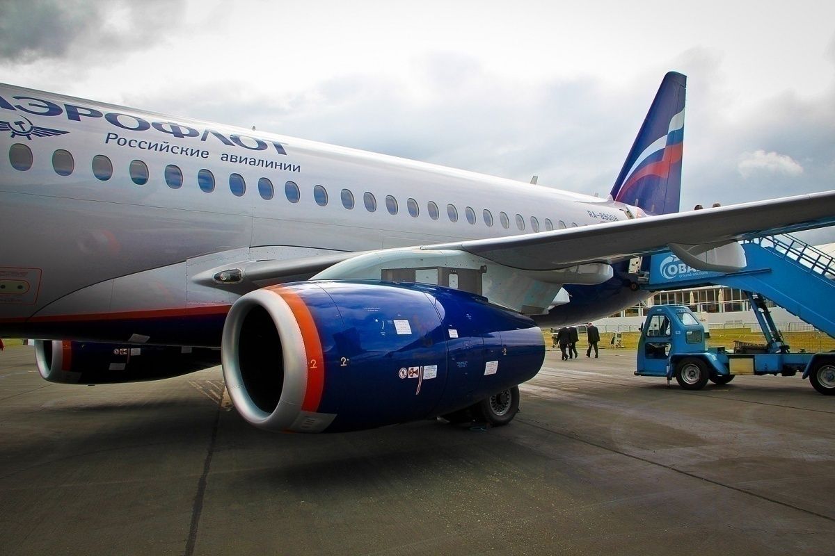 Aeroflot-SSJ100