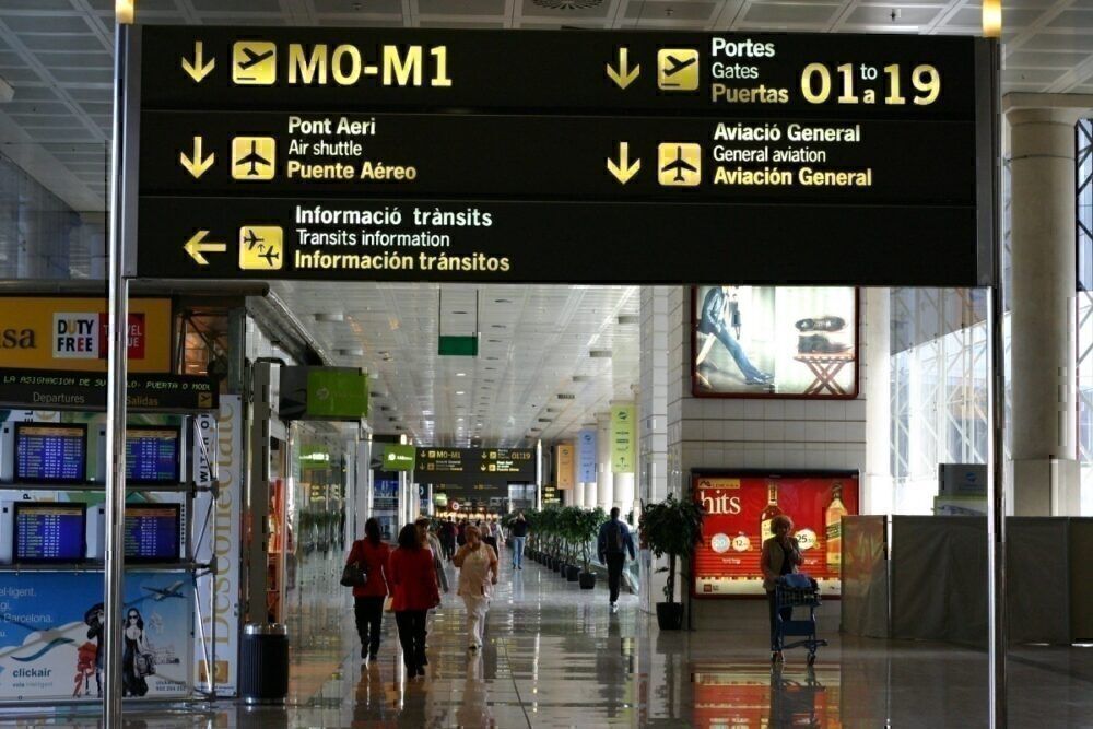 Barcelona Airport departures