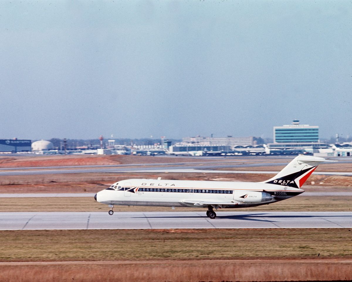 Delta DC-9 Aircaft