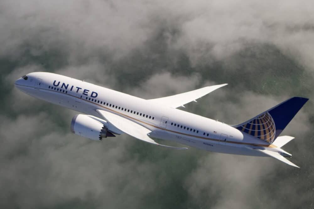 United Airlines 787 above clouds