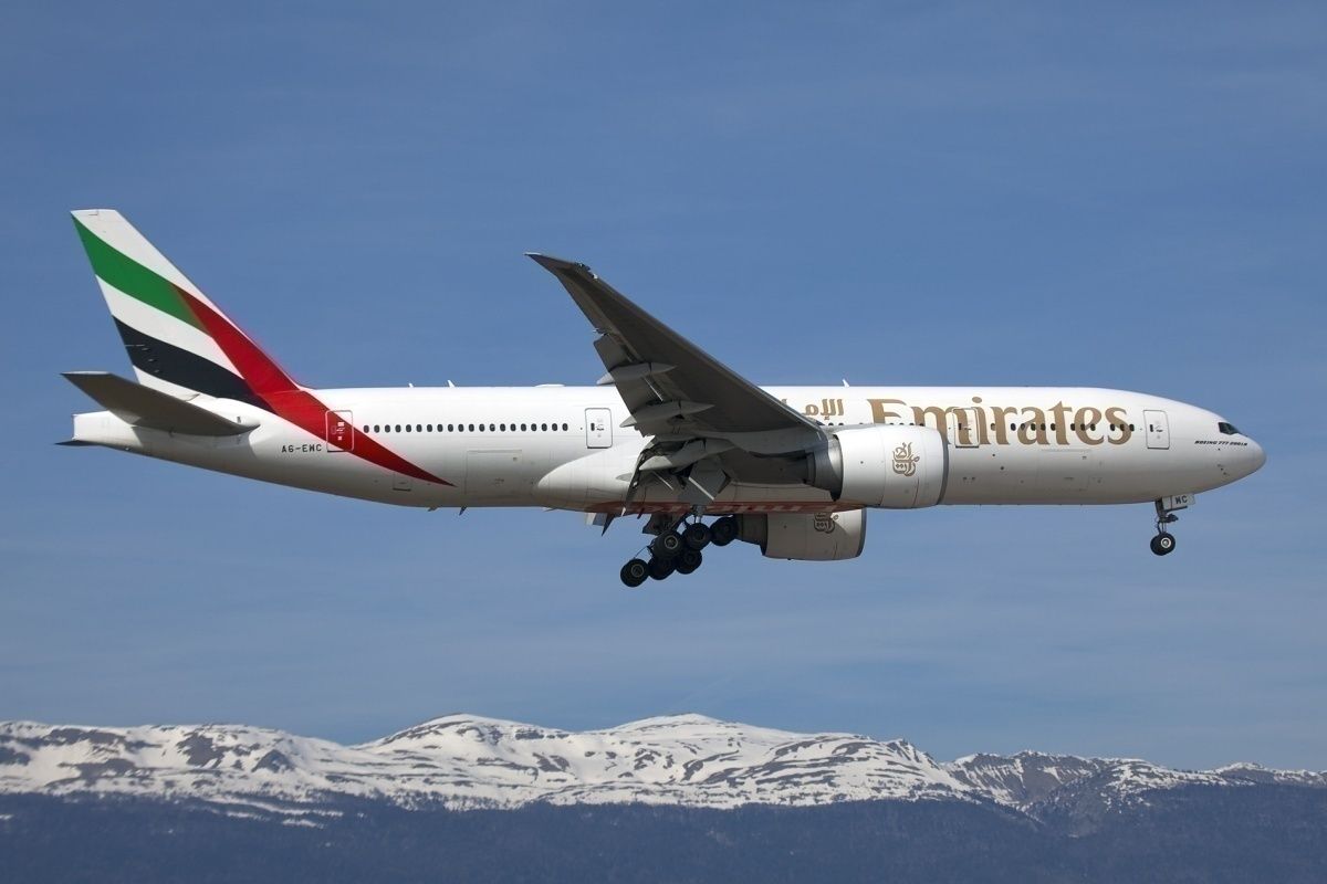 Emirates 777-200LR