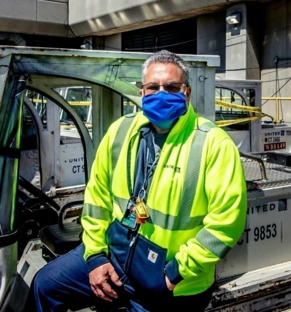 United Airlines face mask, male employee