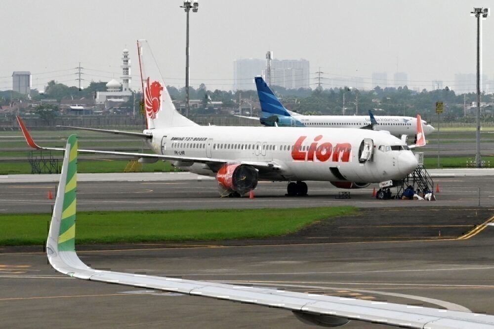 Garuda Indonesia, Lion Air,