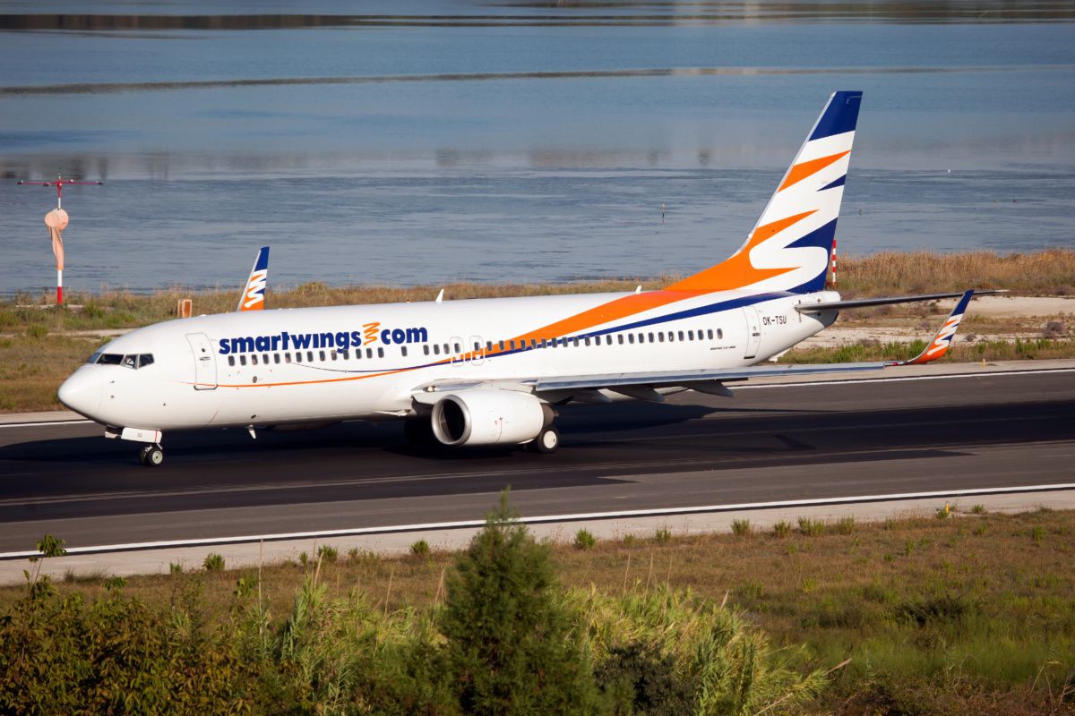 SmartWings Boeing 737-800 taxiing at Corfu airport