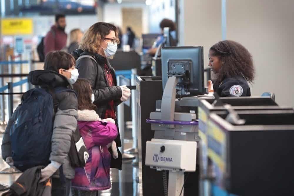 TSA-pre-check-security-counter-us
