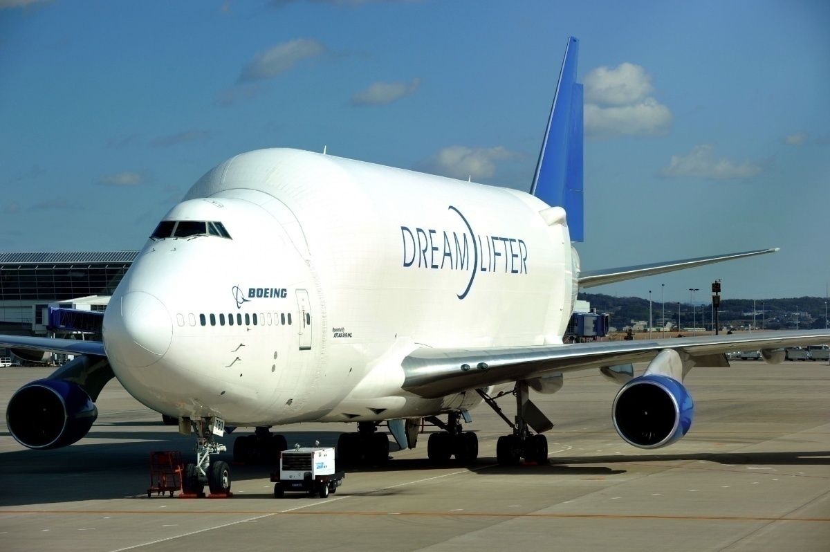 Boeing Dreamlifter cargo plane
