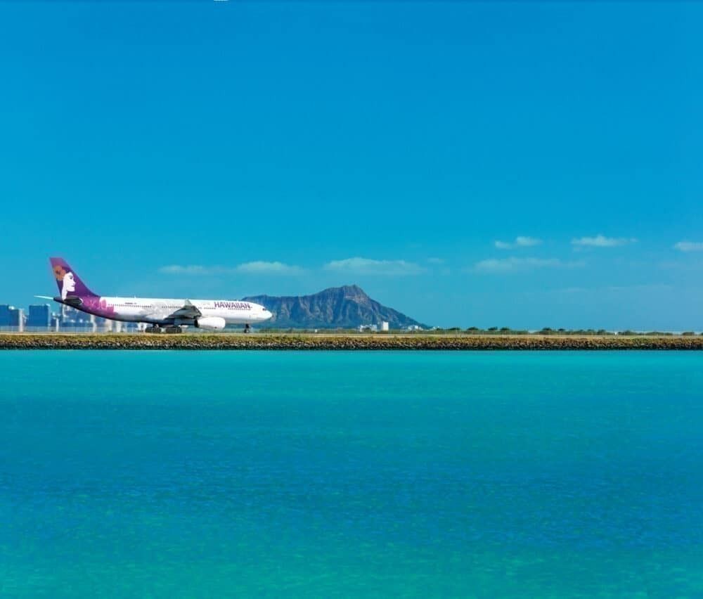 Hawaiian Airlines A330, reef runway