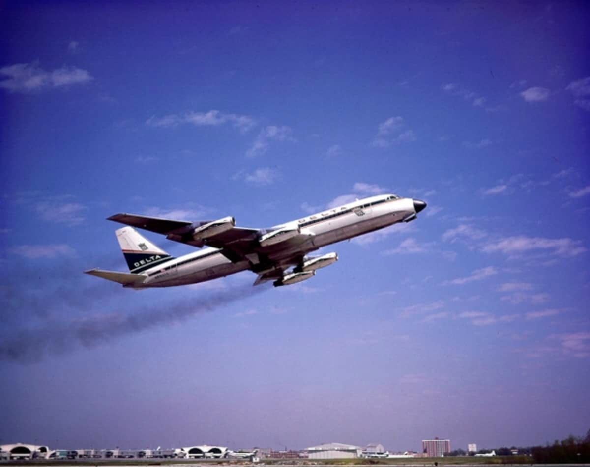 Convair 880 Delta