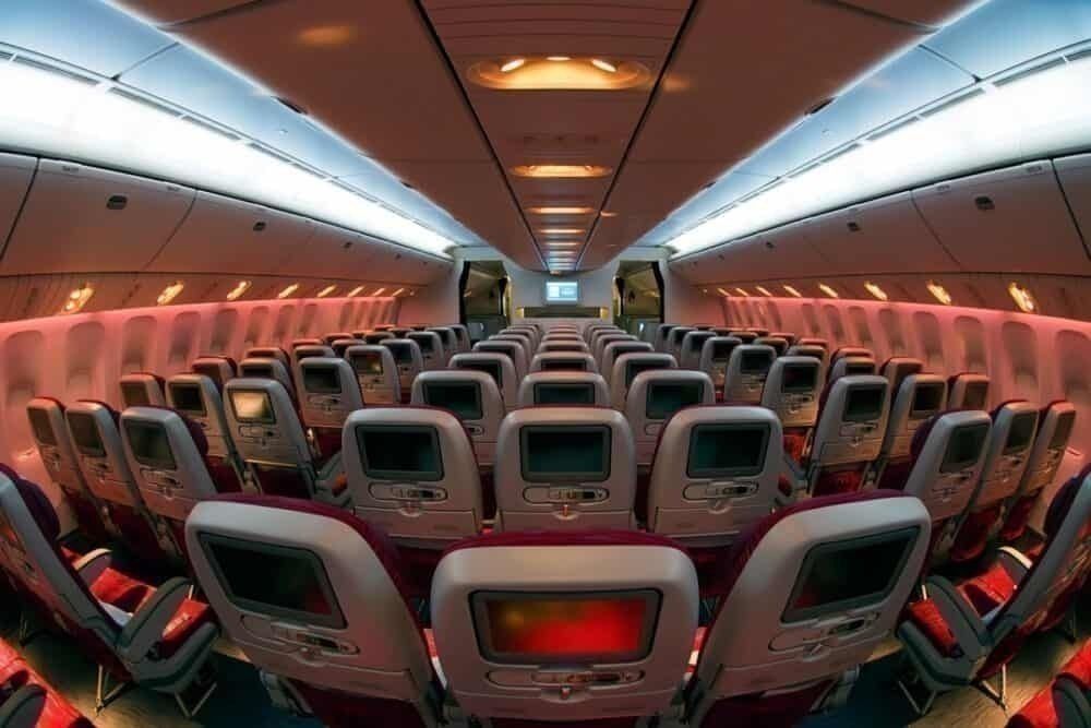 Qatar 777-200LR Cabin
