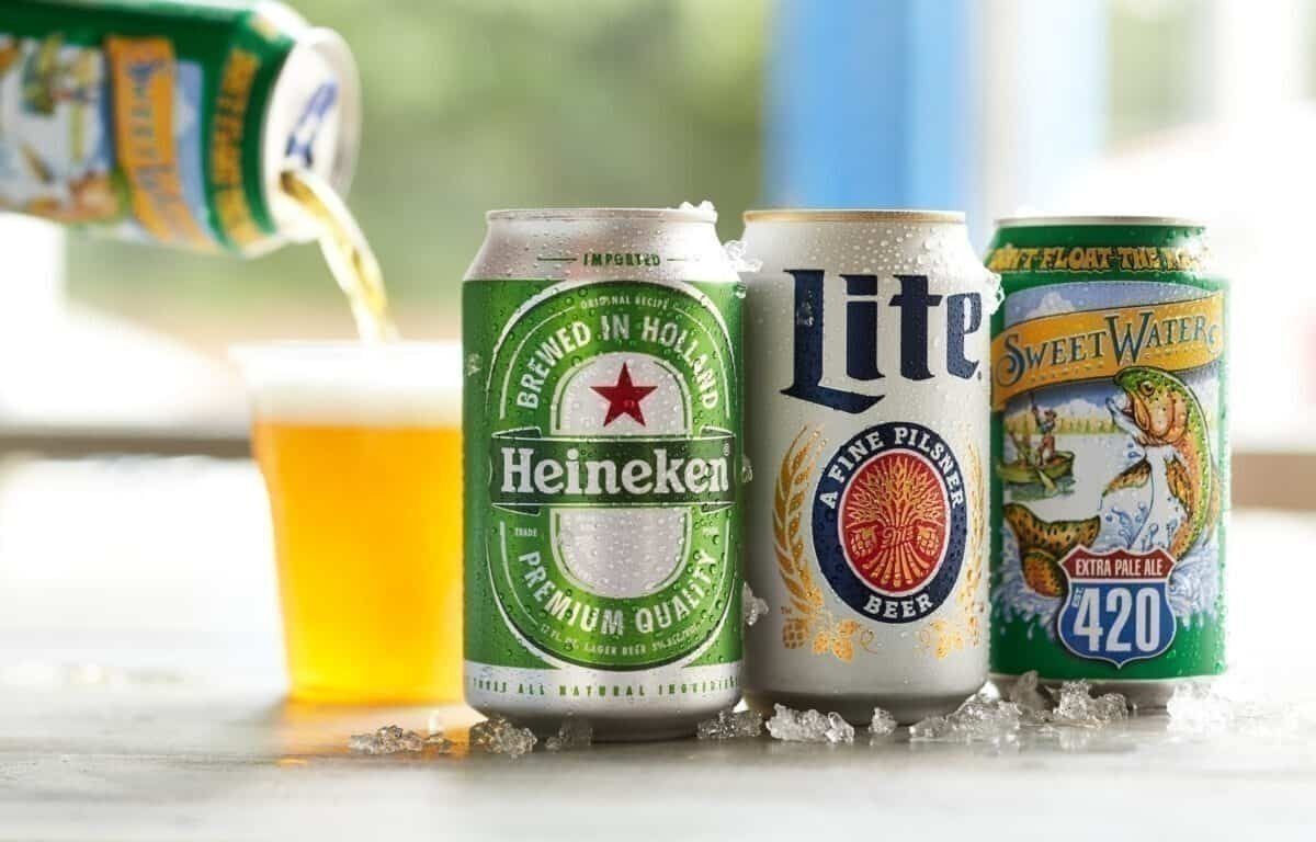 Delta Air Lines Reintroduces Alcohol On Domestic Flights