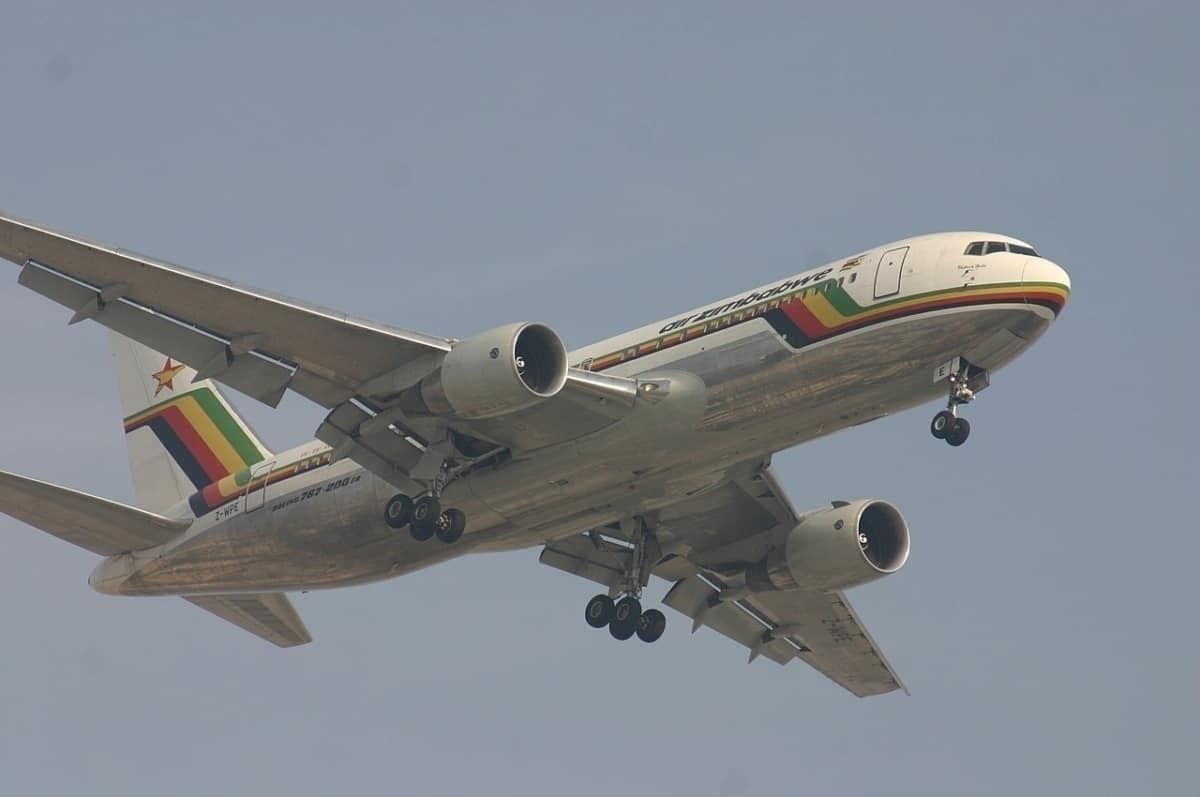 air-zimbabwe-boeing-767