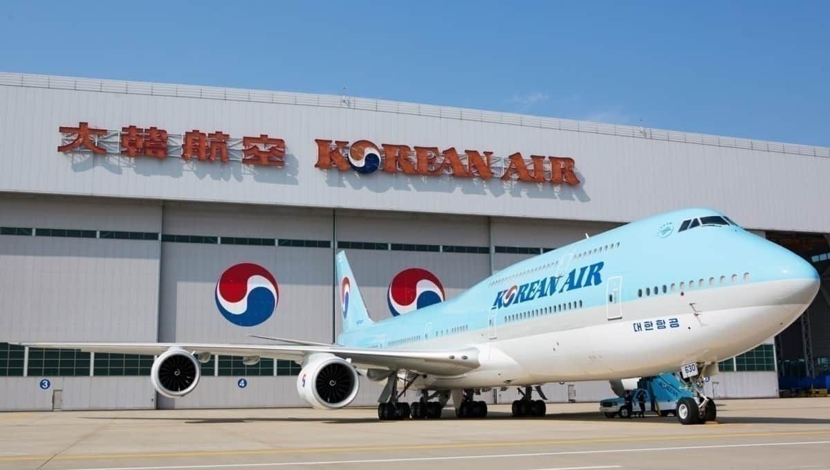 Korean Air Airplane