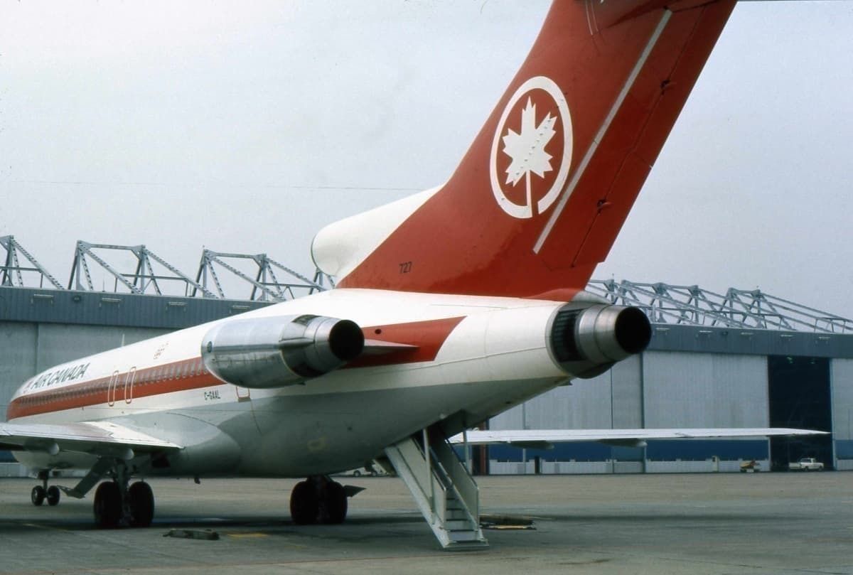 the-problem-with-the-boeing-727-s-rear-door