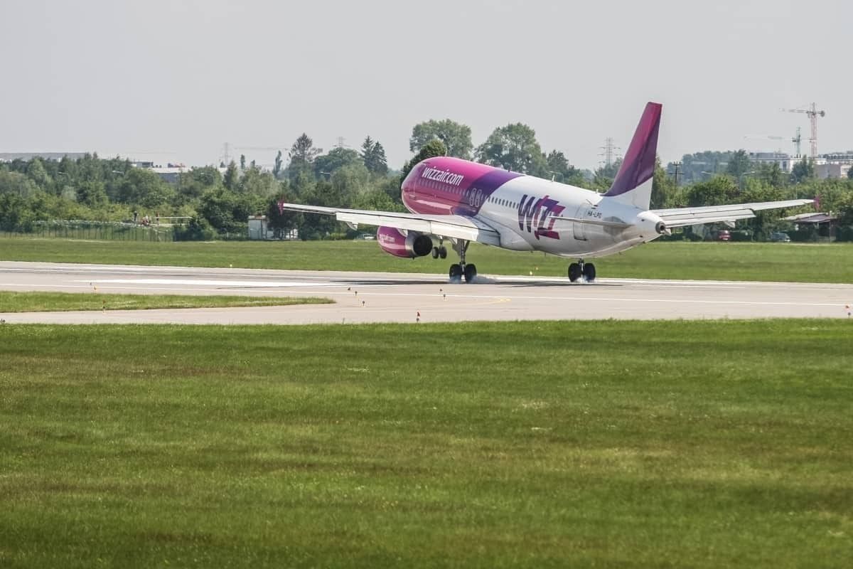 Wizz Air take-off