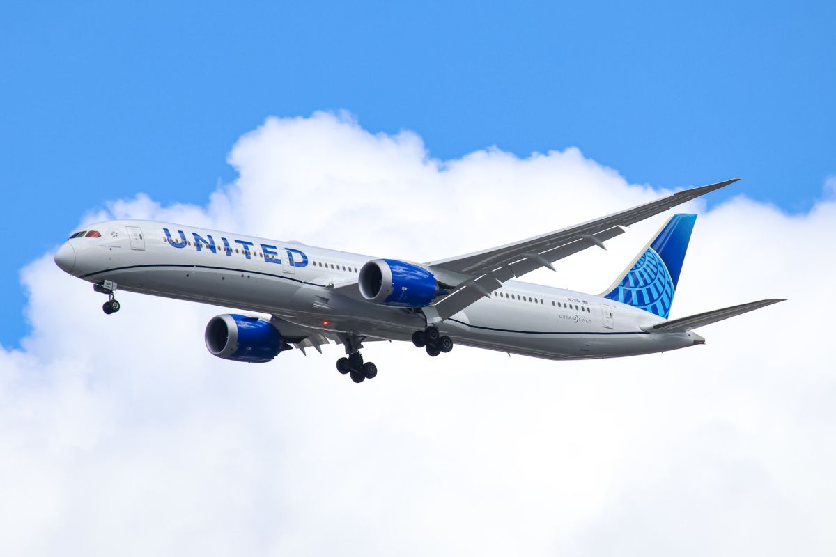 United 787-10
