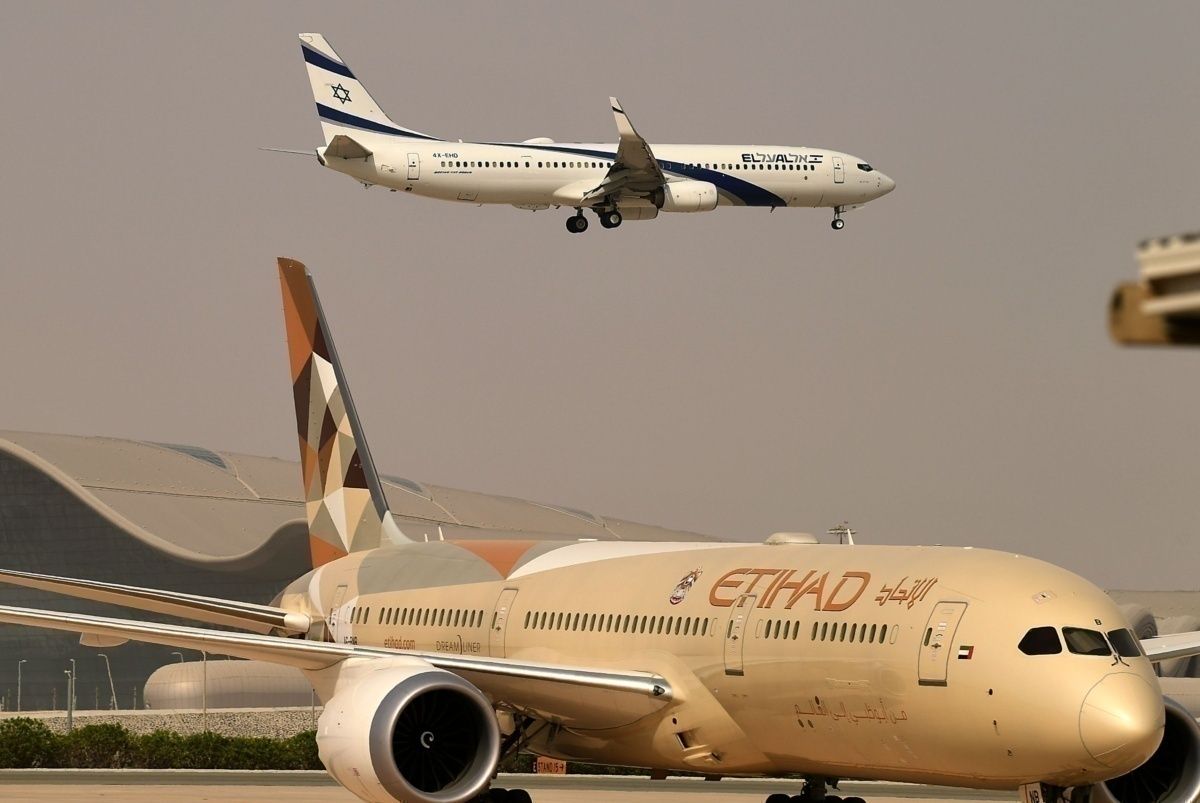 Etihad with El Al in the background