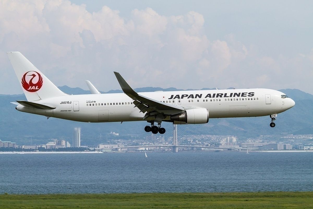 Boeing 767-300ER (Japan Airlines) JA616J
