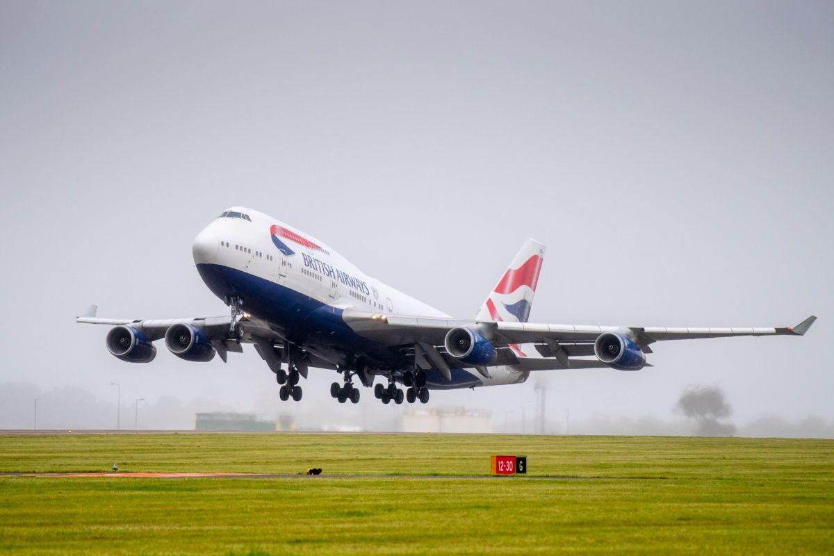 British Airways, Boeing 747, Rossiya