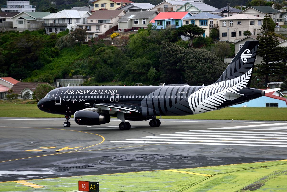 what-are-the-oldest-planes-flying-for-air-new-zealand