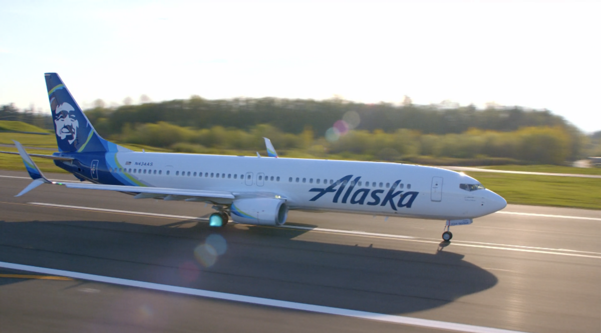 Alaska Airlines "Buy One Get One" Row Promotion Returns