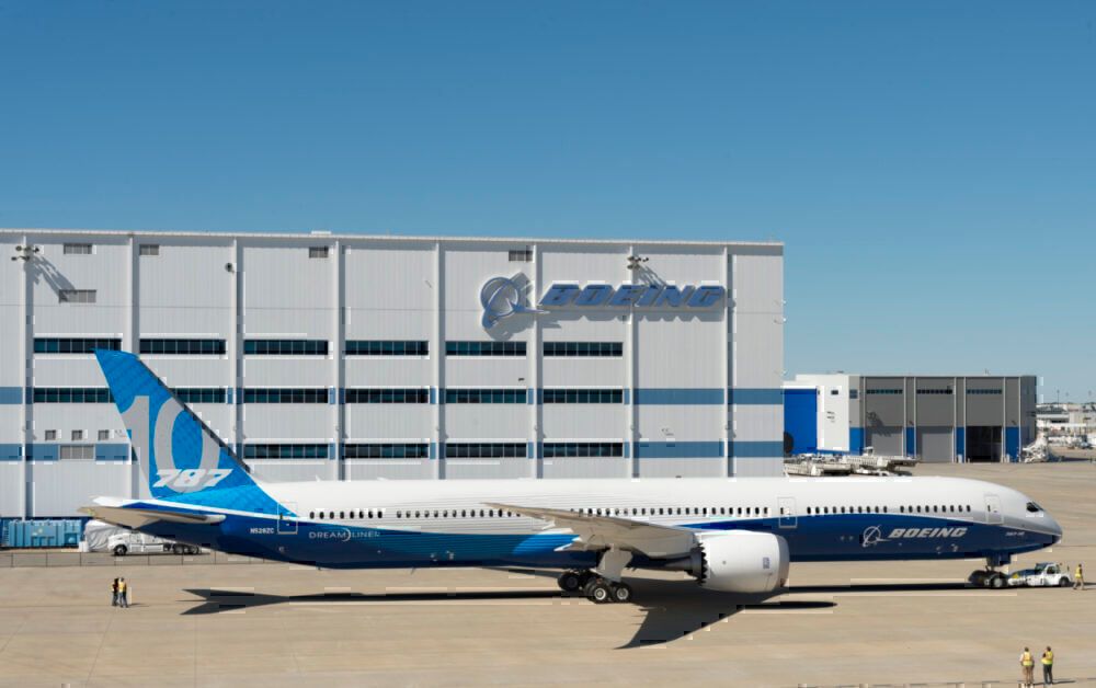 Boeing 787-10 dreamliner production south Carolina