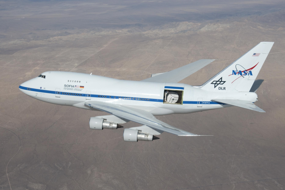 NASA-Boeing-747-Water-On-Moon