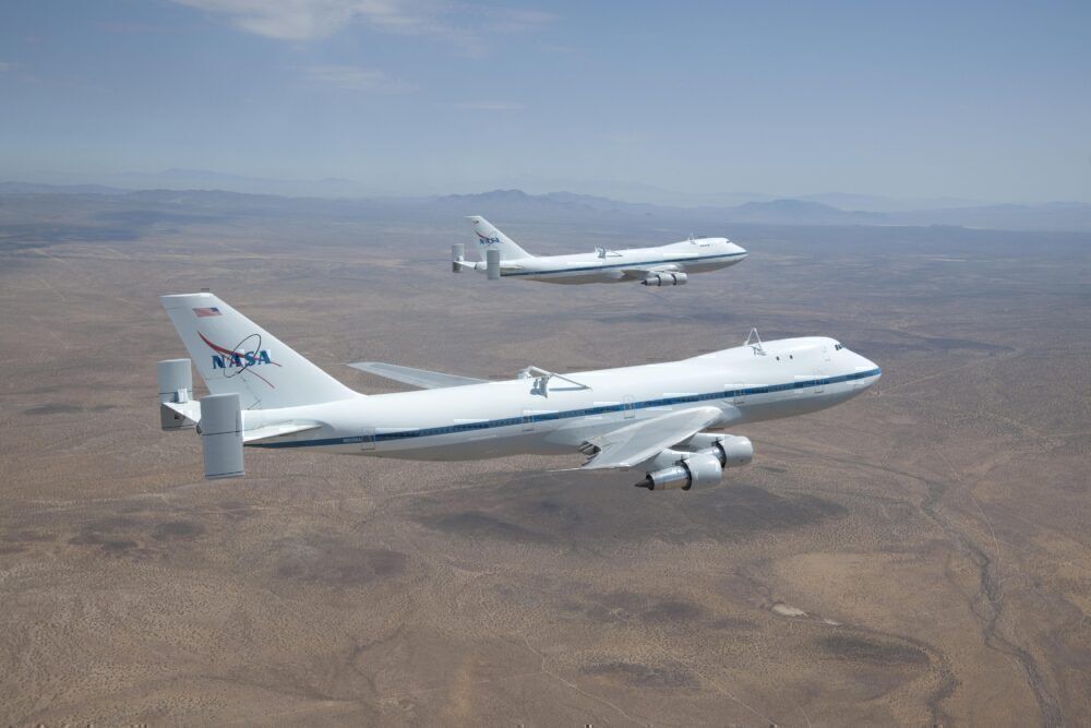 Space-shuttle-Boeing-747