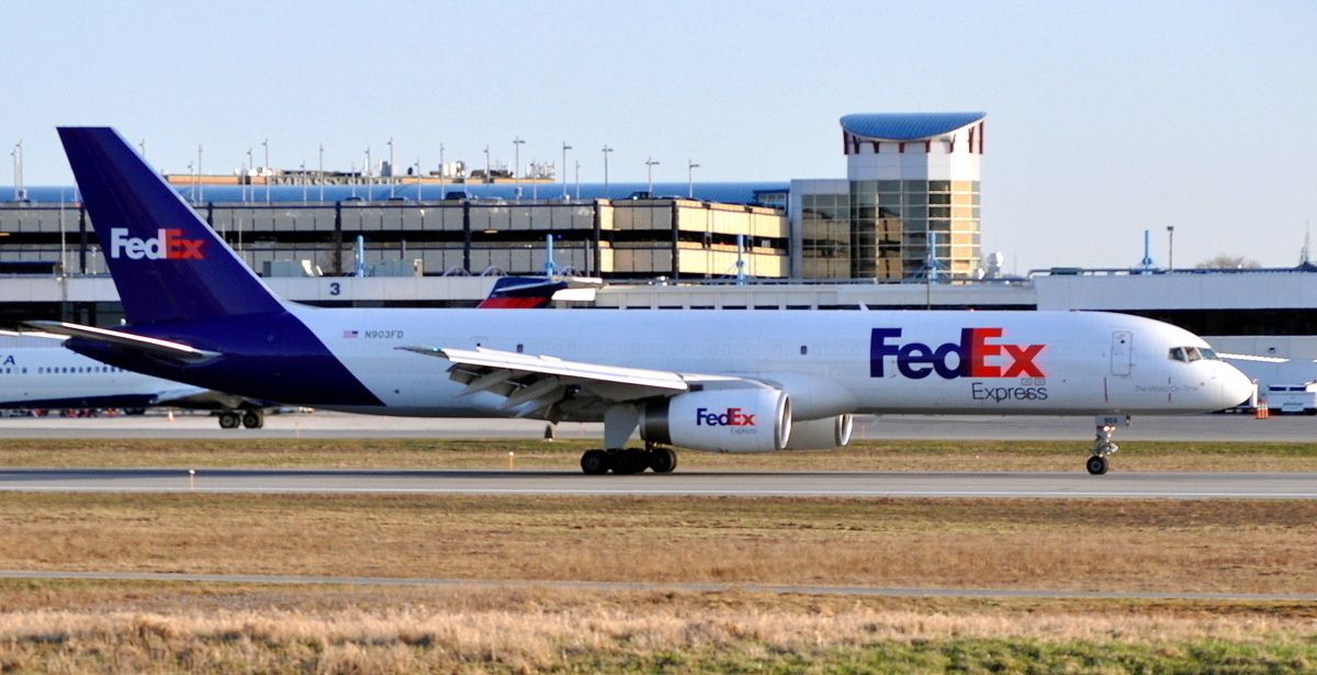 Fedex 757
