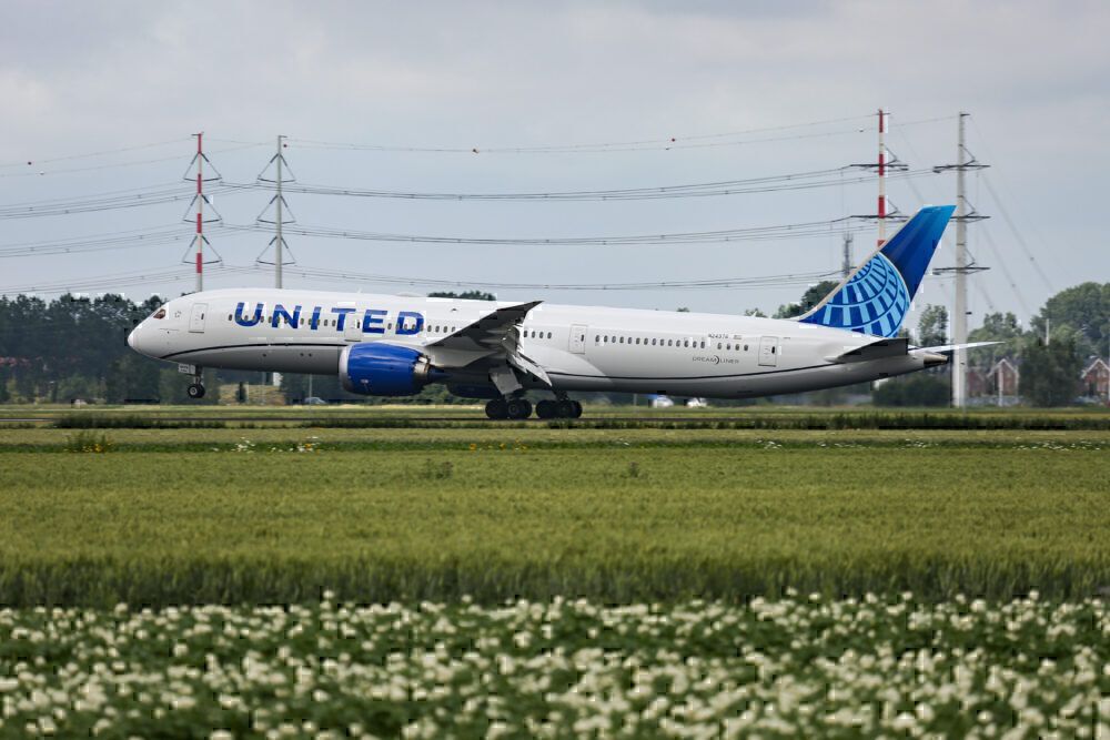 United Boeing 787 Getty