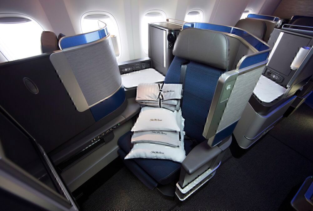 United Airlines Moving Forward With Boeing 787 Polaris Retrofits