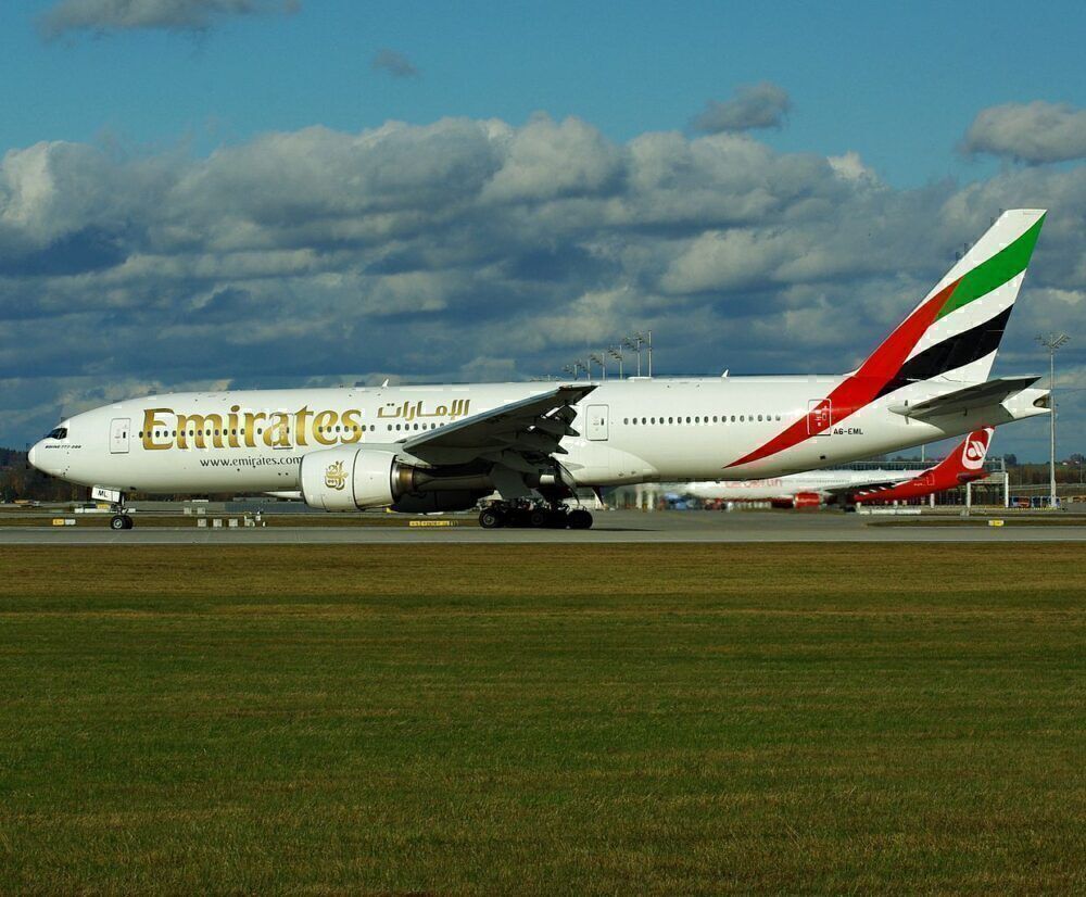 Emirates 777-200