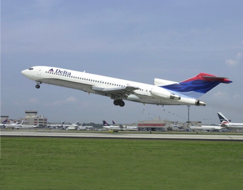 Delta Boeing 727 Jet