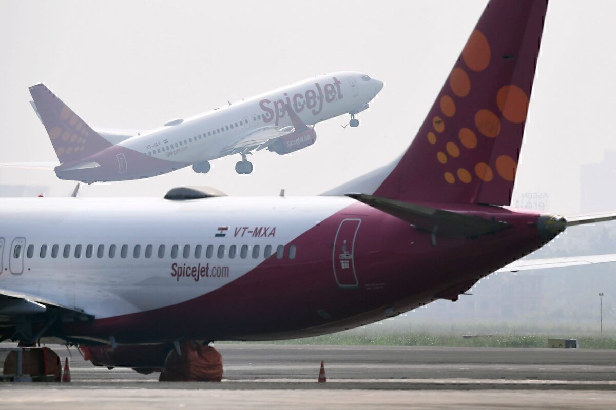 What Is Going On With SpiceJet?