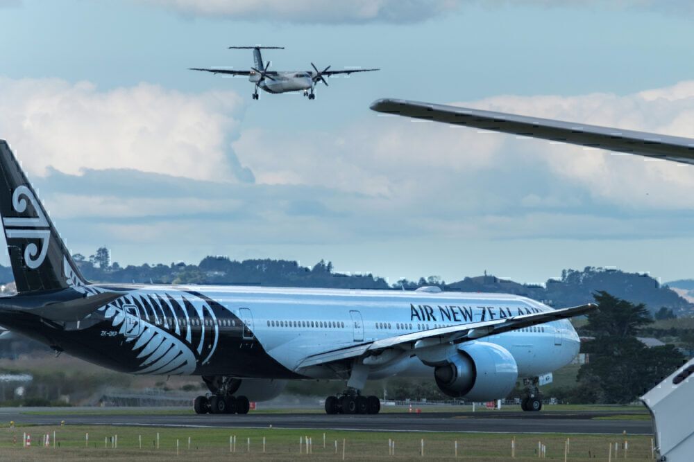 Air-New-Zealand-ATR-72-lightning-strike-getty