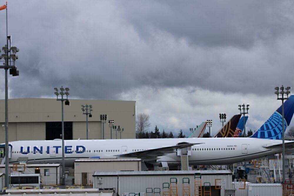 United 777-300ER
